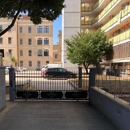 PUY Harbour-Apartment With Sea View And Parking Spot מראה חיצוני תמונה