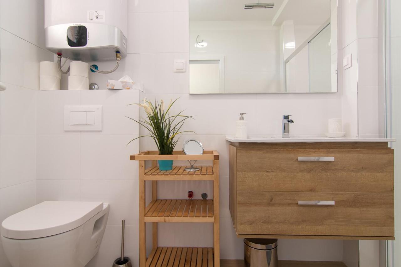 PUY Harbour-Apartment With Sea View And Parking Spot מראה חיצוני תמונה