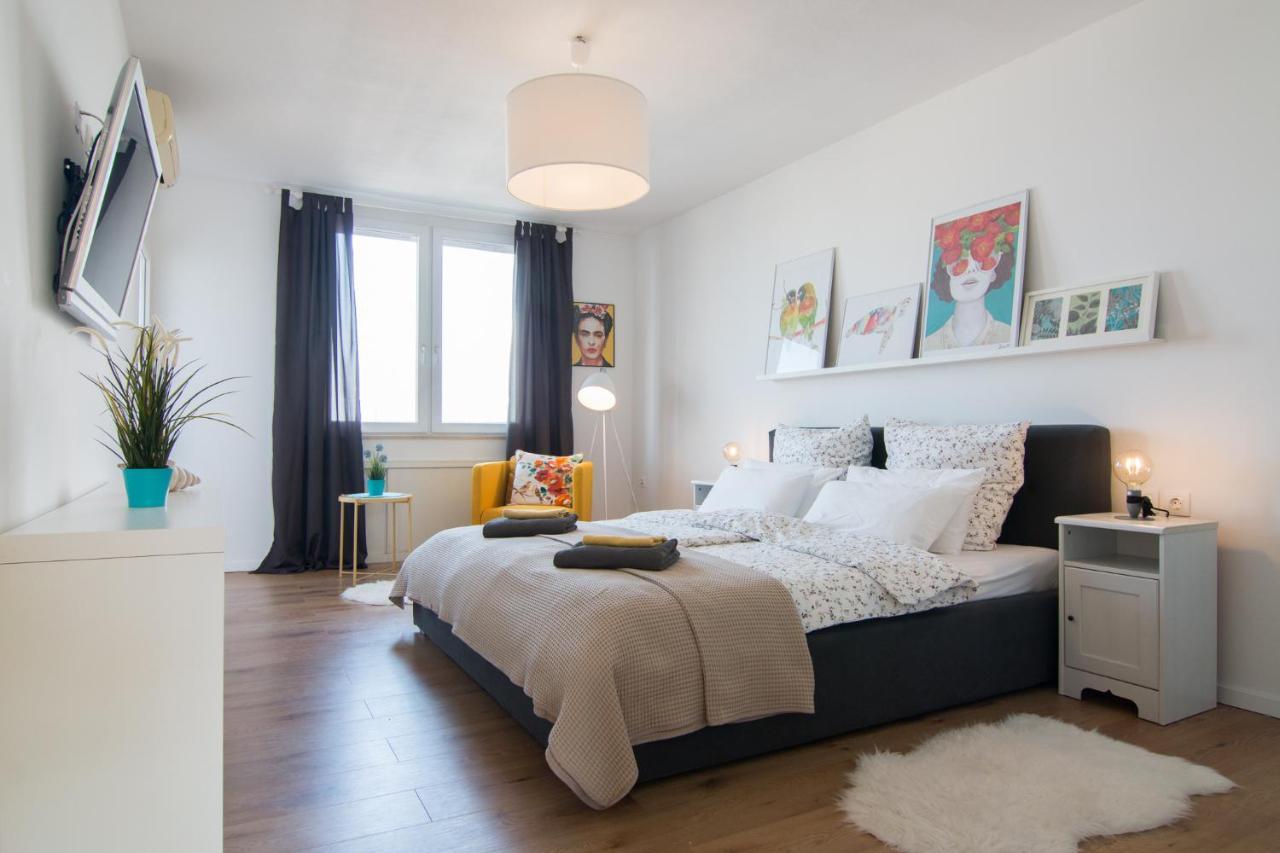 PUY Harbour-Apartment With Sea View And Parking Spot מראה חיצוני תמונה