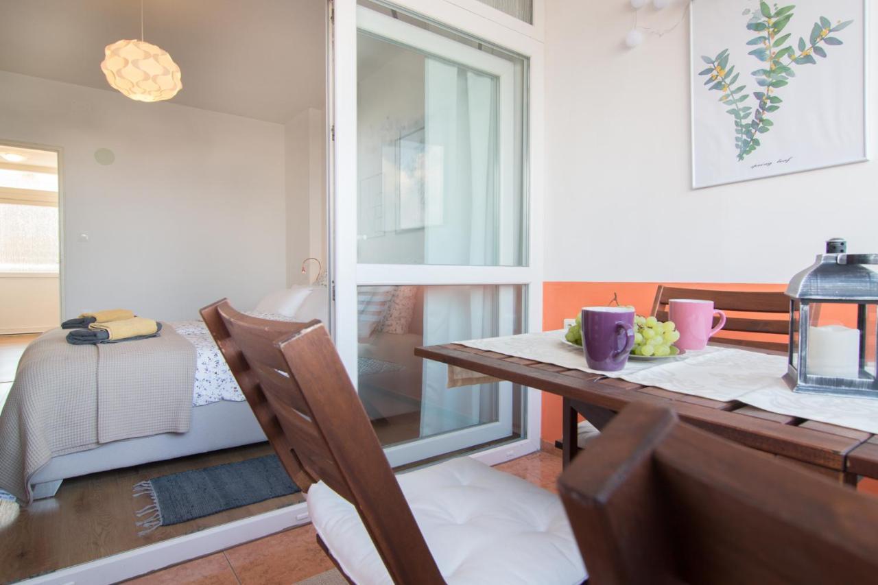 PUY Harbour-Apartment With Sea View And Parking Spot מראה חיצוני תמונה