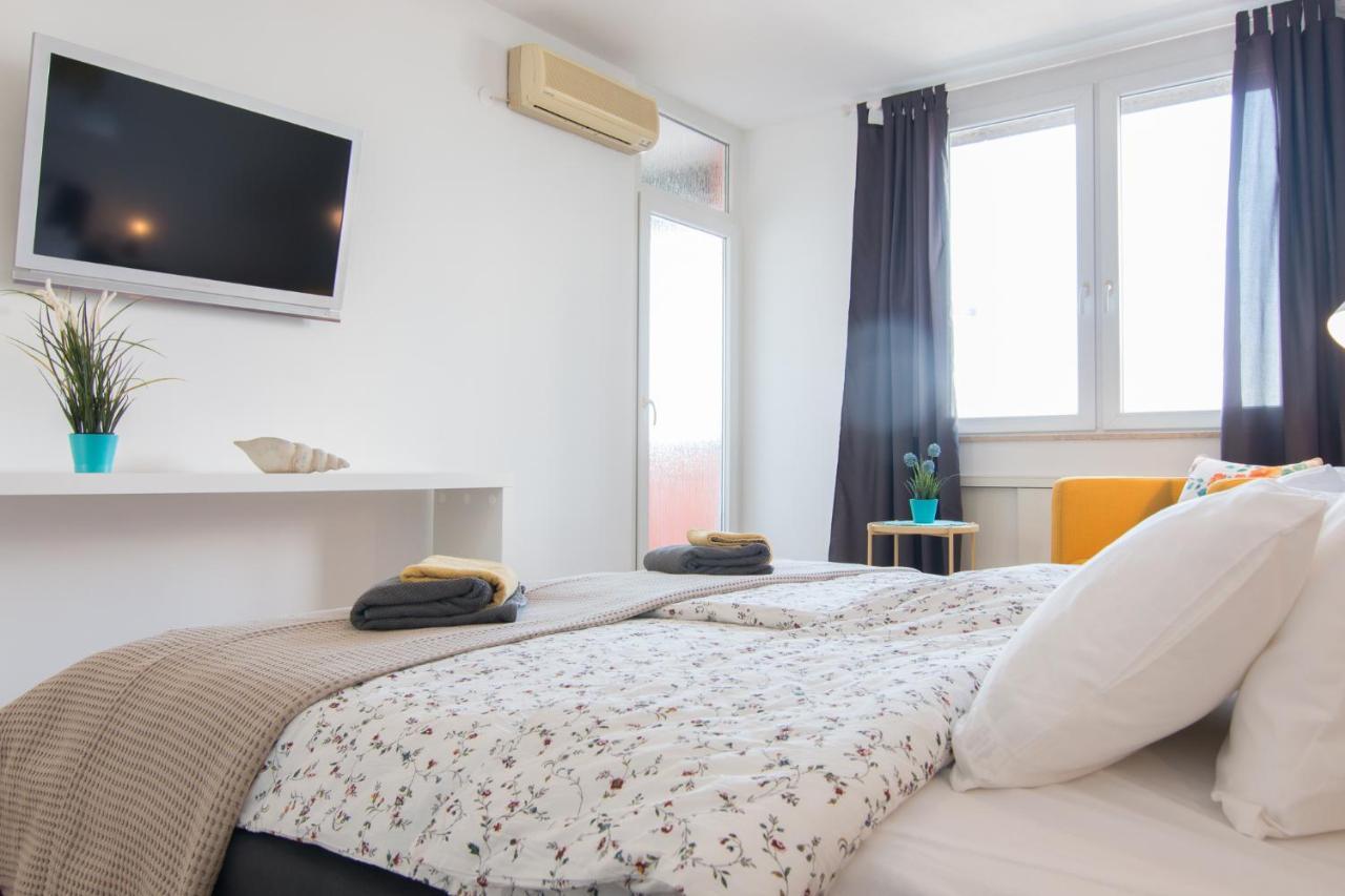 PUY Harbour-Apartment With Sea View And Parking Spot מראה חיצוני תמונה
