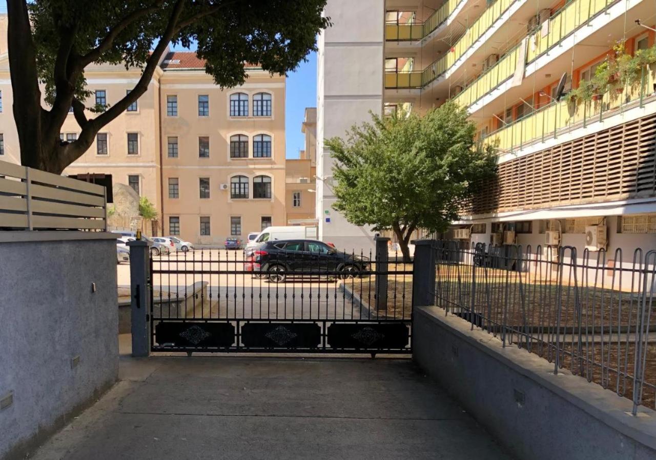 PUY Harbour-Apartment With Sea View And Parking Spot מראה חיצוני תמונה